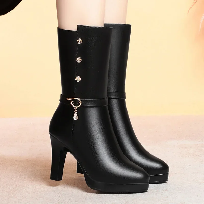 Winter Woman High-heeled Soft Leather Motorcycle Boots Thick Wool Soft Sole Plus Velvet Warm Riding Mid-calf Boot Office Model