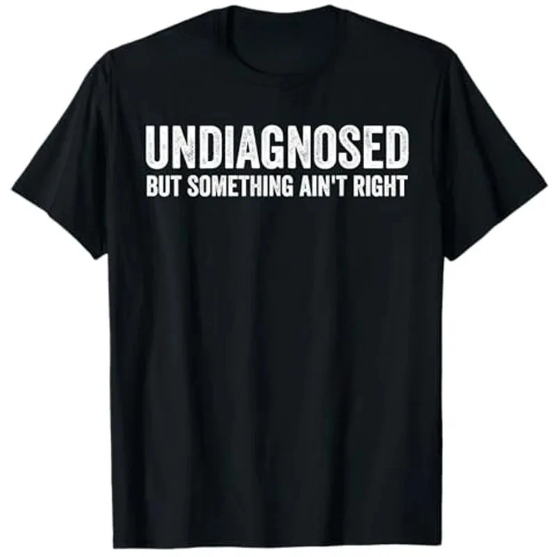 A pesar de ser hindú, sentí que algo no era correcto. Esta Camiseta Ridícula Tenía una Frase Sarcástica que Decía "Camiseta Novedosa, Regalo, Top Y2K"