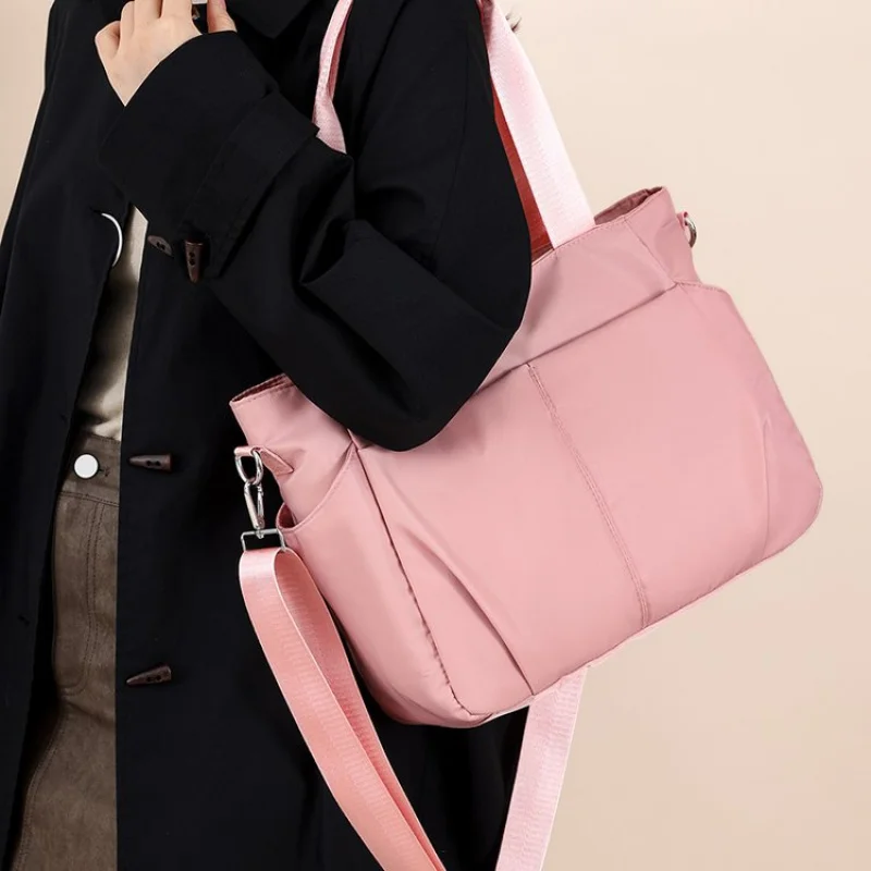 

Fashionable Leather Messenger Bag For Ladies - Classic Crossbody Shoulder Handbag Luxury Brand Designer