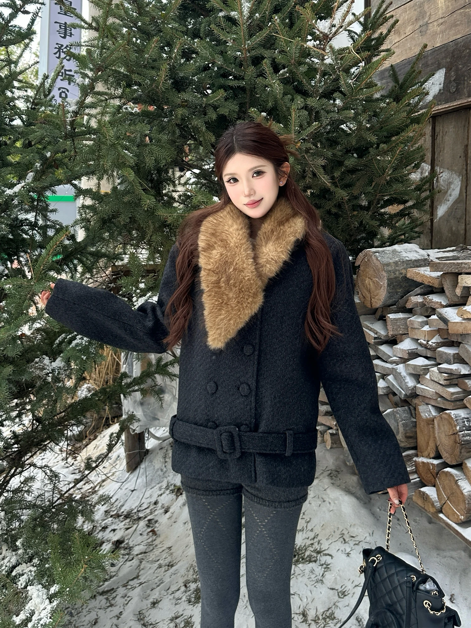 

MOXI Women's Vintage Patchwork Fur Collar Loose Woolen Coat Double Breasted Long Sve Thiened Winter Outerwear