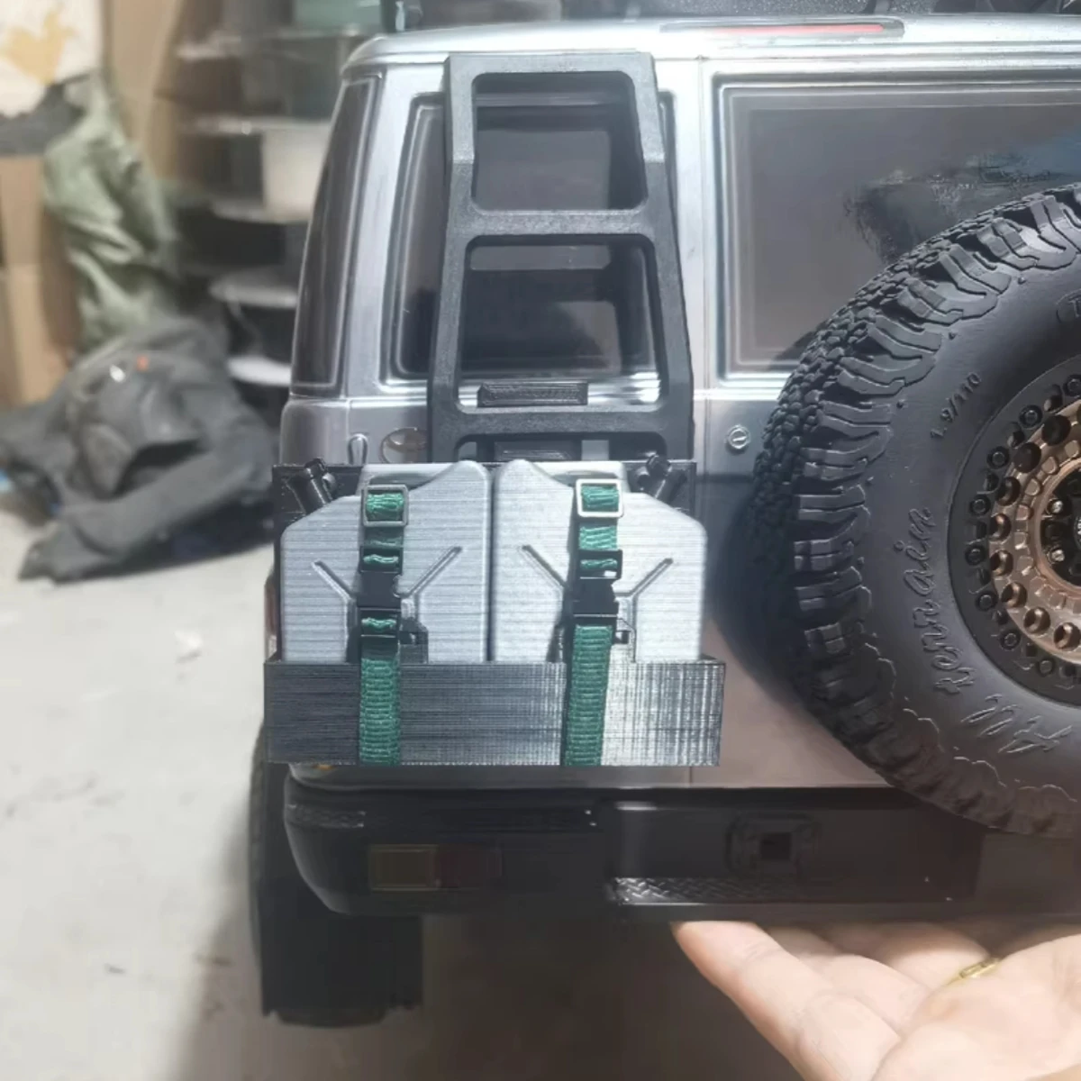 1:10 scale car toys 3d printed fuel tank and mount set fit rgt lc71 1/10 rock crawler truck RC Car option parts