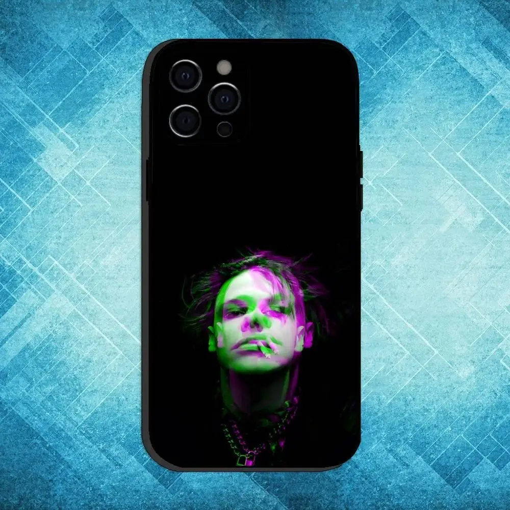 حافظة هاتف Y-Yungblud L-Lowlife لهاتف iPhone17,16,15,14,13,12,11 Plus، Pro Max غطاء أسود ناعم