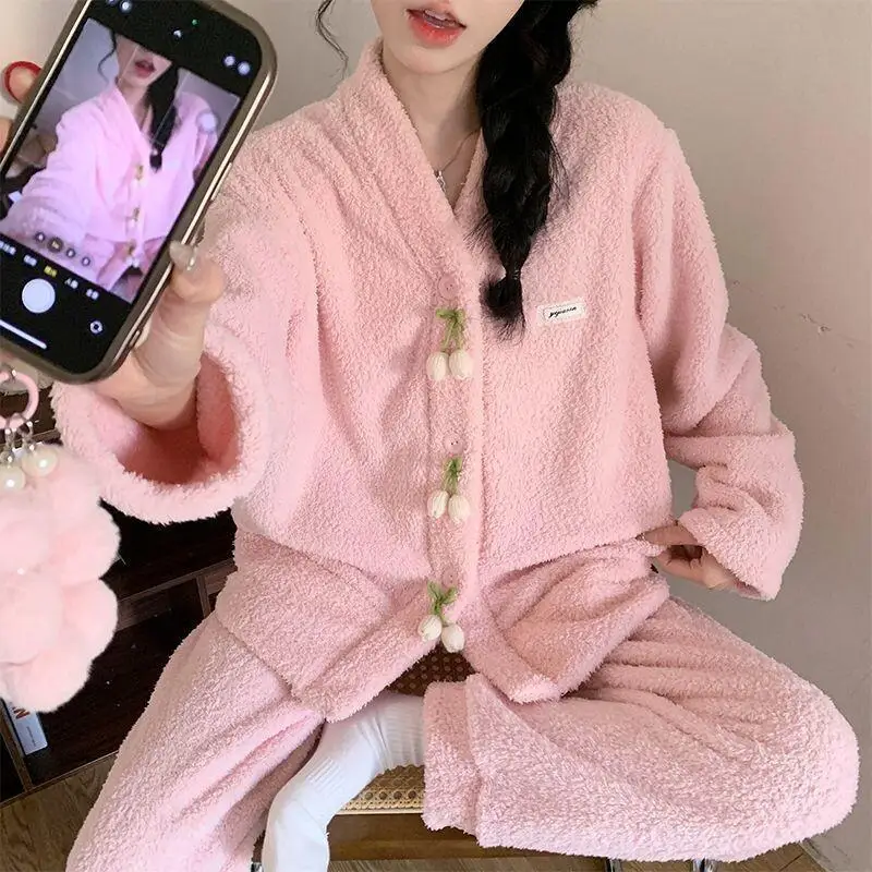 

Модная домашняя одежда, полуфланелевая одежда для сна для женщин, пижамный комплект, бархатный утепленный коралловый бархат с милым цветком, домашний костюм, пижамные комплекты