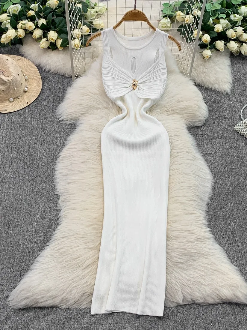 Famlina Summer Elastic Knit Dress Socialite Sexy Cutout Unique Button Round Neck Flattering Waist Buttocks Slim Fit Maxi Skirt