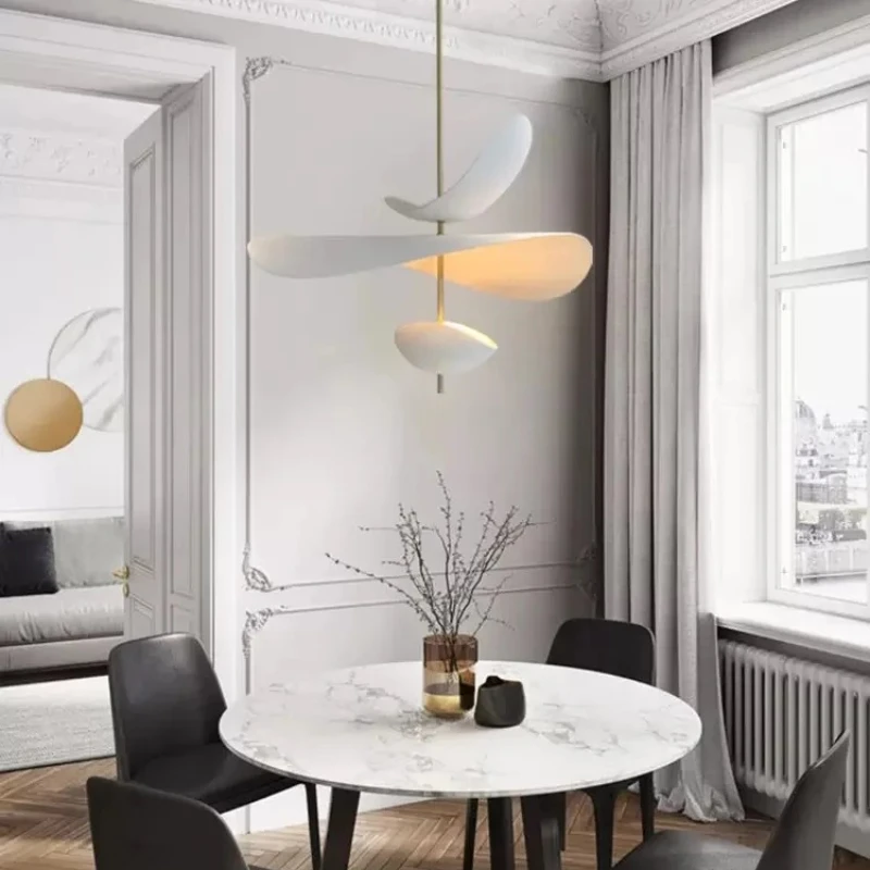 

French minimalist restaurant chandelier Nordic modern restaurant lamp bar counter creative art flower bedroom chandelier