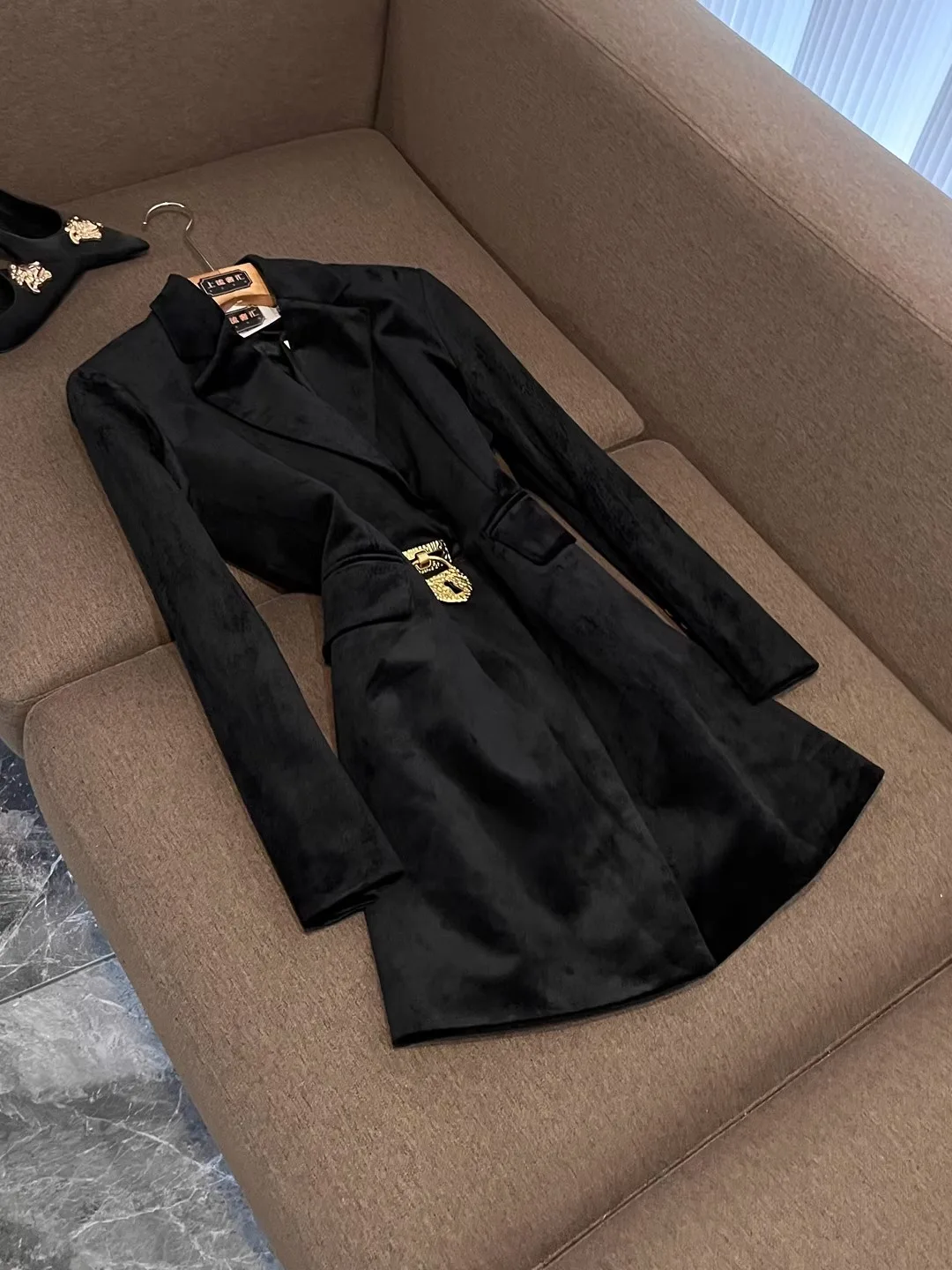 

Модный лоскутный зимний верхний костюм, женский костюм прямого кроя, универсальный дизайн Ele, длинное пальто све