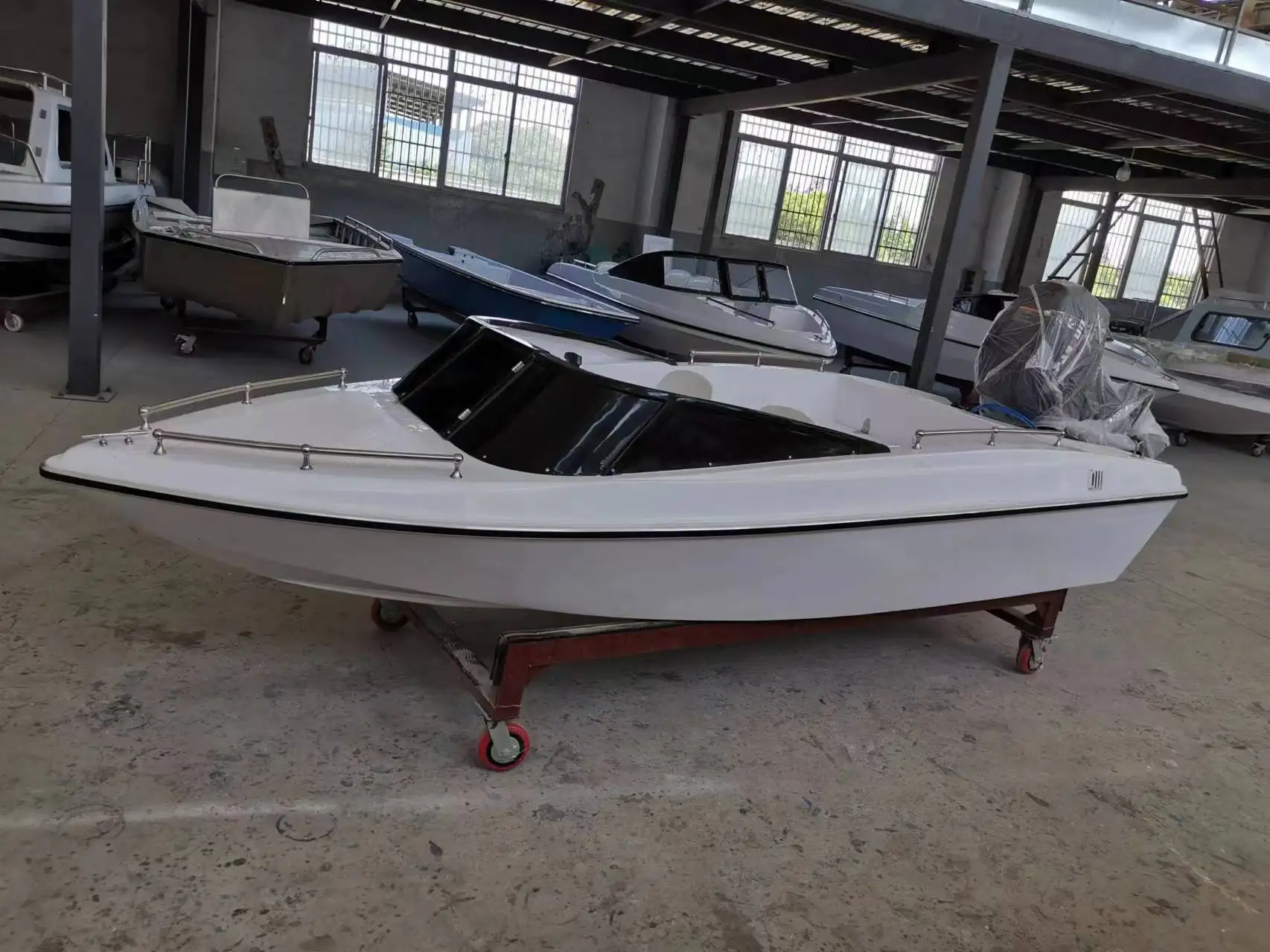 Fiberglass speedboat 4/6/8 person open boat with front seat for optional power patrol law enforcement boat