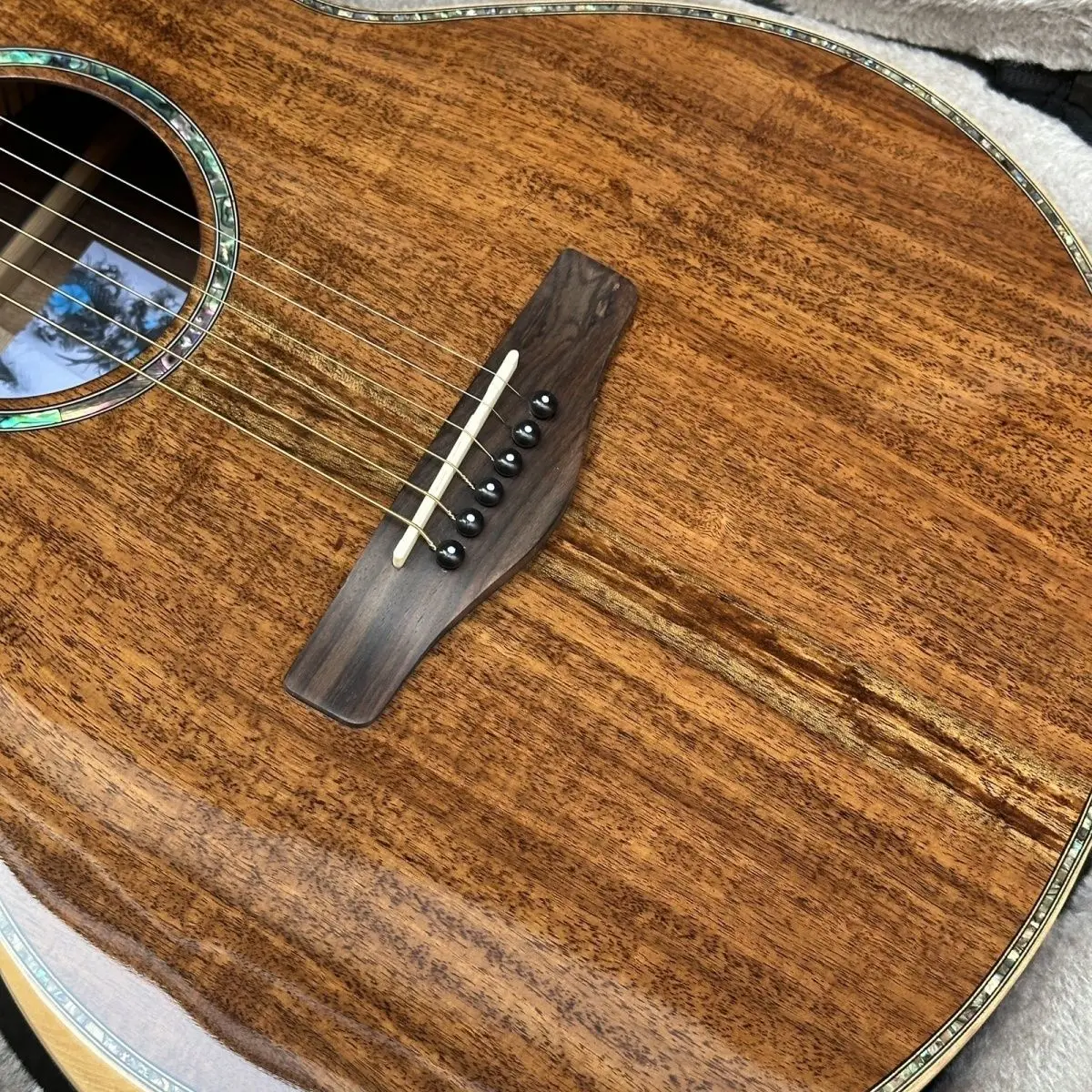 40-Inch High Quality Acoustic Guitar All Solid Koa Wood Cutaway Style Sapele Matt view 6
