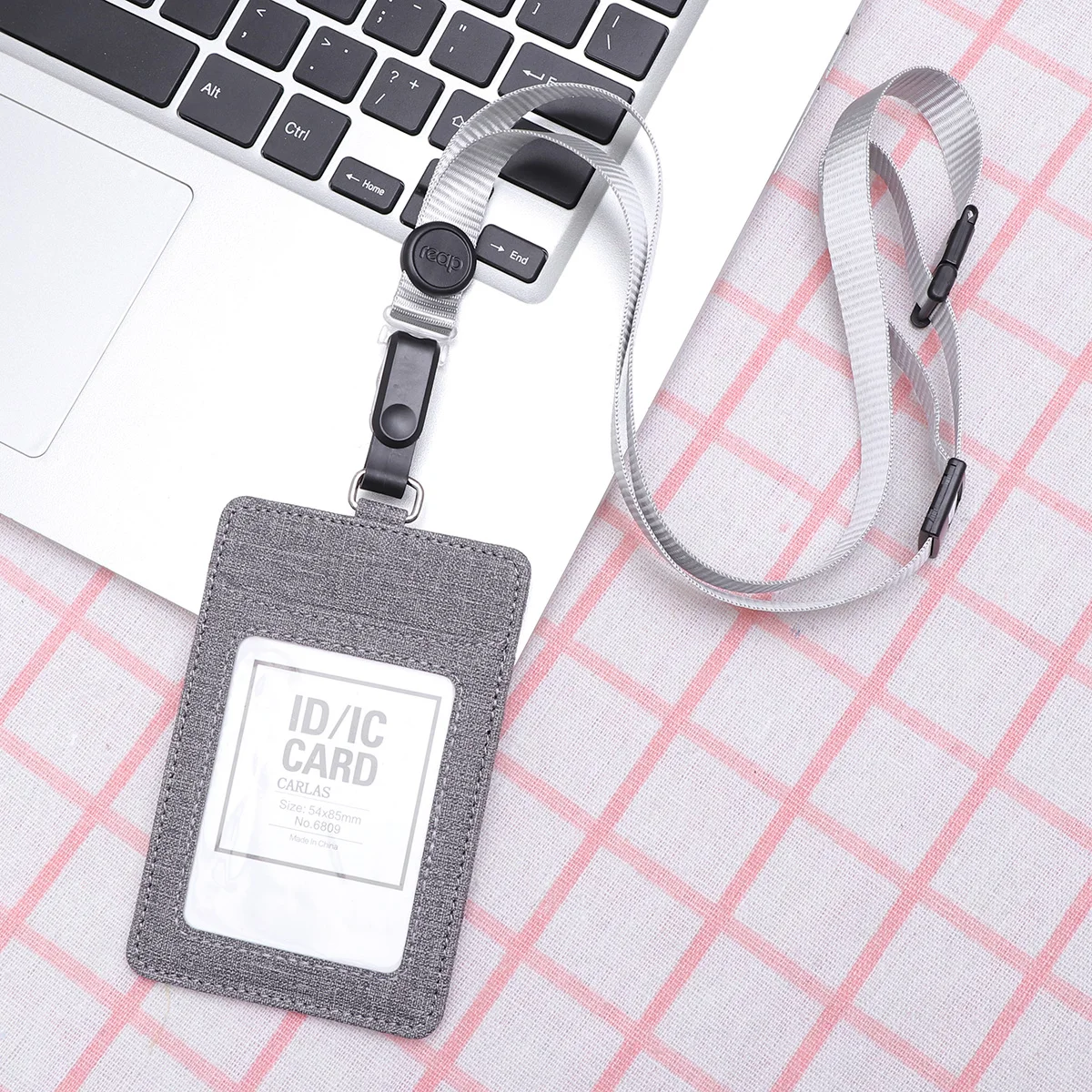 

Cloth Badge Holder Detachable Vertical Id Holder Grey for Business Students Nurses Daily Use Tear-Resistant Badge Pass Case