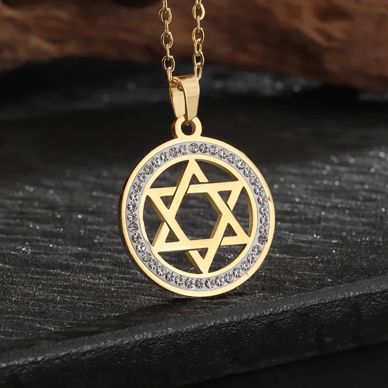 Stylish and Personalized Six-Pointed Star Design Pendant Necklace with Exquisite Workmanship and Elegant Accessories for Women