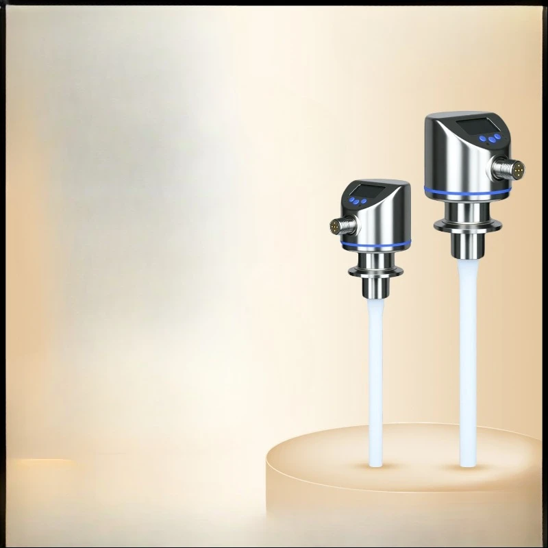 Liquid level gauge anti-corrosion and high temperature resistance RF admittance level gauge plug-in