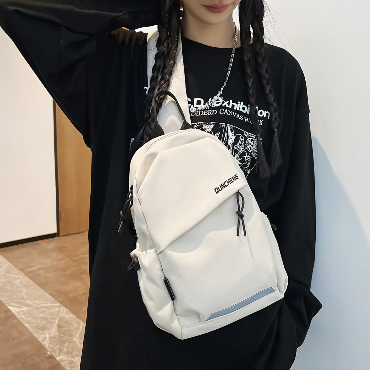 Stylish Trendy Sling Backpack for Outdoor Sport Travel, Fashionable Letter Graphic Crossbody Bag, Sleek Simple Chest Bag - Perfe