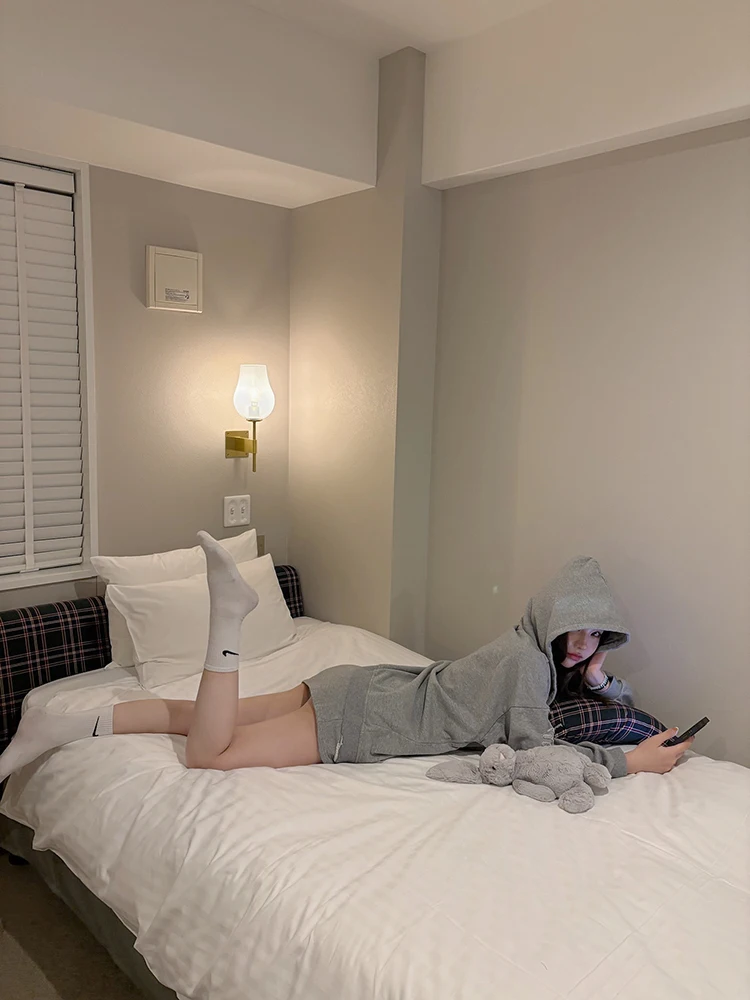 

PiRui ey Series Girl's Hoodie Skirt Set Spring 2025 New Arrival Two-Piece Women's Faion Ensemble