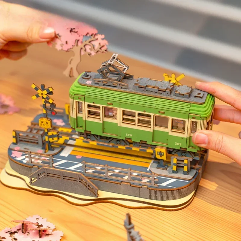 Wooden Handmade Building Blocks Assembled Tram Three-dimensional Jigsaw Model Decoration Girl Gift Decoration Collection