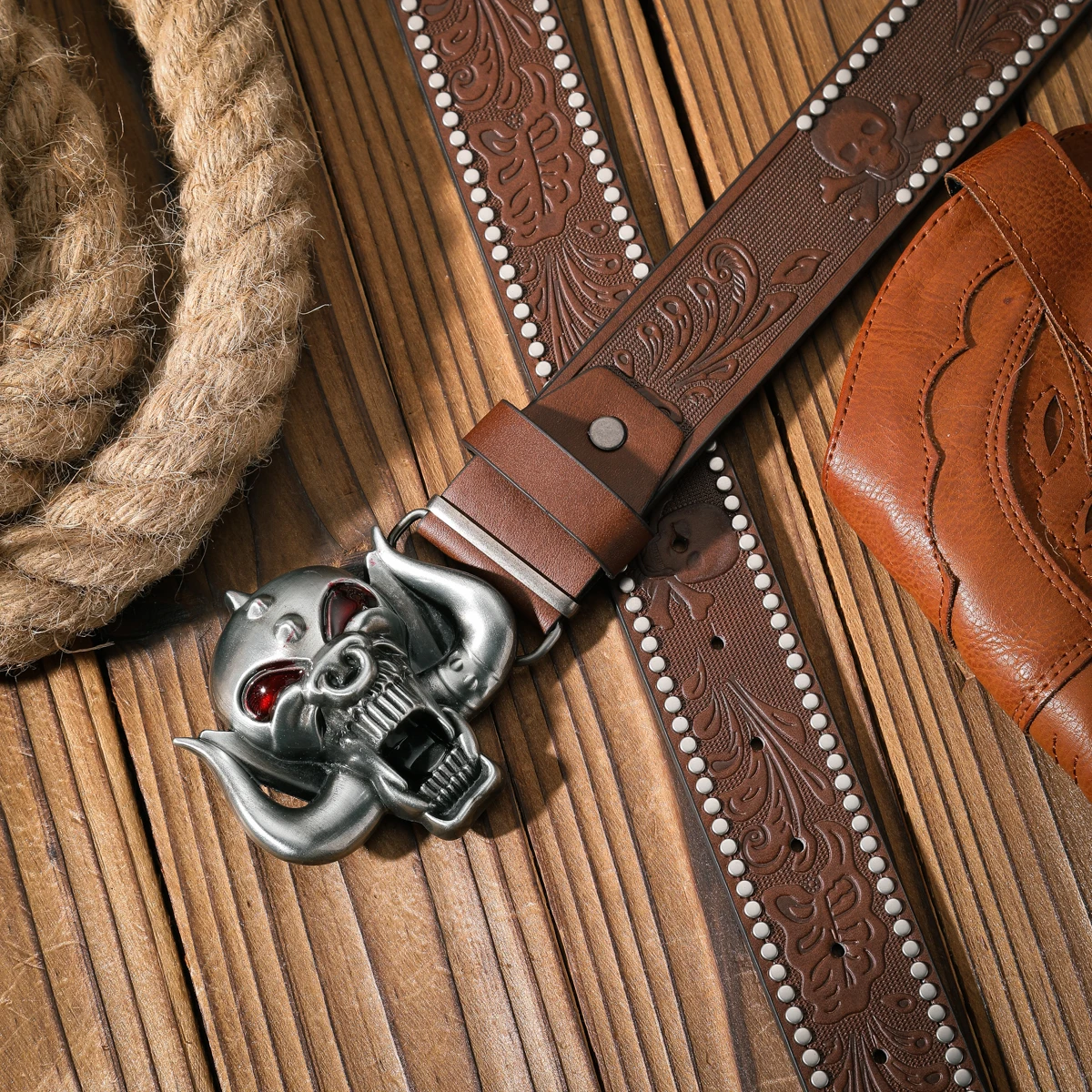 Ein lässiger und retroer Gürtel, ein Taillenaccessoire für Kleidung im Western-Stil, Metallschnalle, PU-Gürtel, geeignet für Männer und Frauen. – Detail 13