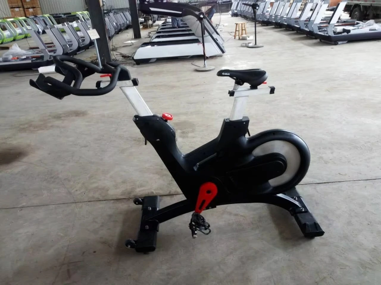 Fitness Factory New Design Commercial Spin Cycle TZ7022 Spinning Bike