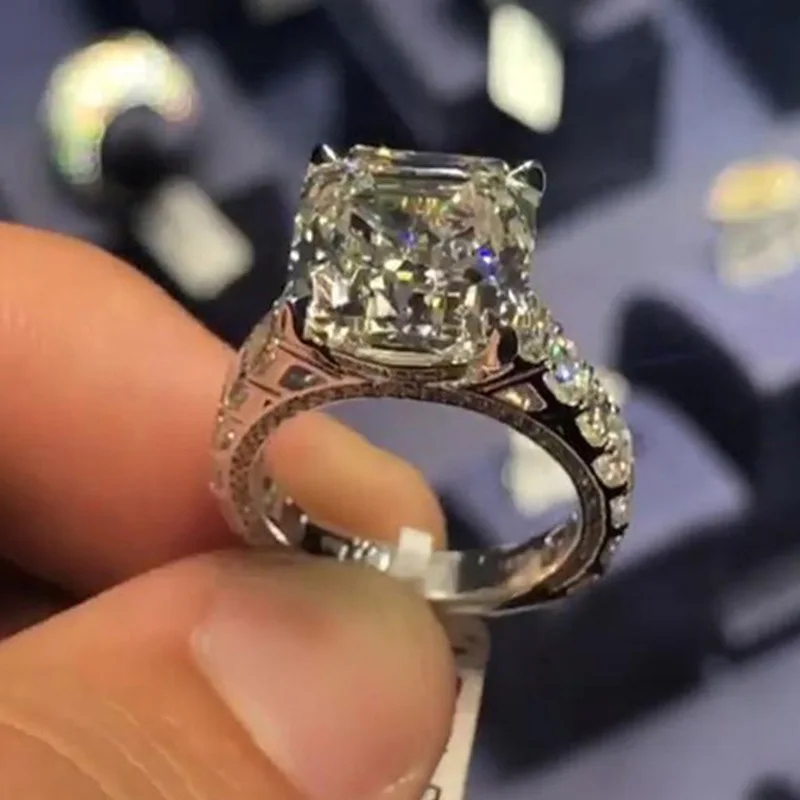 2023 New 925 Sterling Silver Fashion Luxury Diamond Ring Creative Geometric Type Engagement Wedding Ring