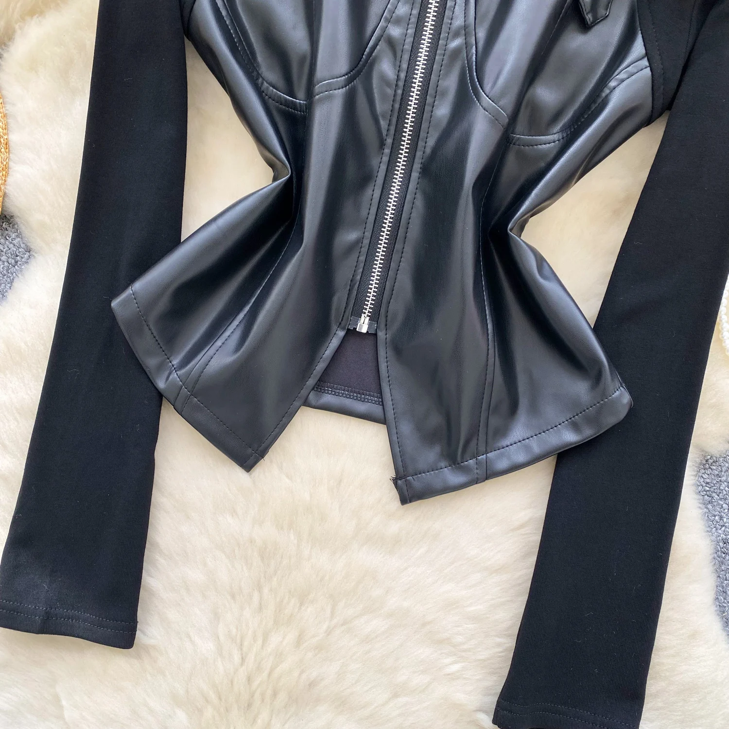 女性用冬用ジッパー付きPUフェイク2ピースデザインコートジャケット レディース Y2K インスシック モトバイカージャケット スタンドネック ホットスウィート パンク ゴシックコート