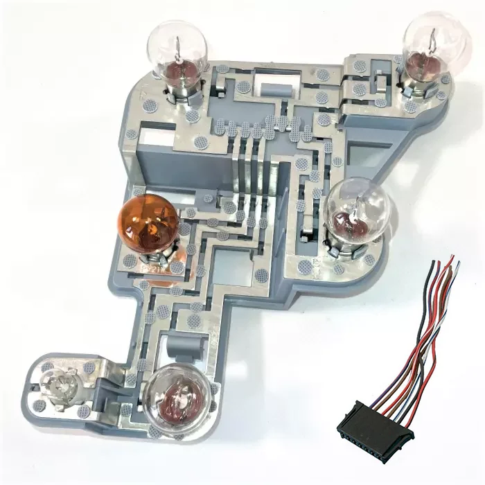 

High Quality Rear Lamp Bulb Holder For Mercedes-Benz W204 C-Class LH Rear Lamp Bulb Holder & Bulbs W/ Wiring Plug Harness