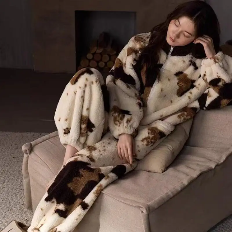 

new model Women pajamas autumn winter Sleepwear new model homewear coral fleece thicken Pajama Set fleece-lined keep warm suit