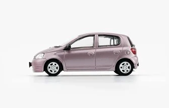 BMCreations 1:64 1998 Yaris  Echo  Vitz 5 doors - Pink Diecast Alloy Toy Cars Simulation Model For Collection gift