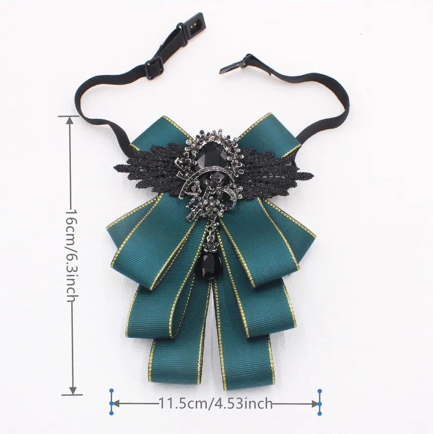 Papillon vintage con nastro verde per donna Spilla con risvolto gotico con pizzo e ciondolo in cristallo Cravatta elegante per abito a camicia TS239