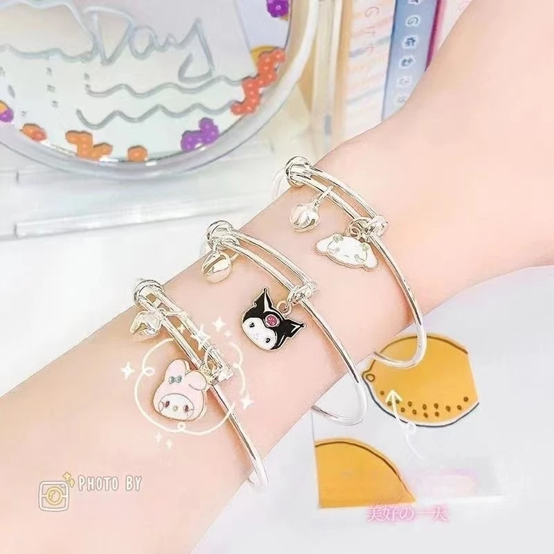 Miniso サンリオブレスレット漫画クロミブレスレットカップル親友ベルブレスレットイン Yugui 犬ジュエリー小さなギフト