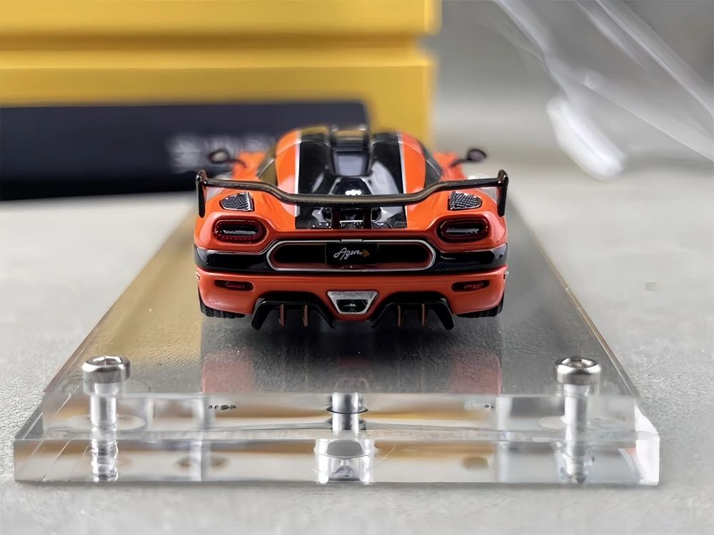 

Коллекционная модель автомобиля Focal Horizon 1:64 Agera RS в двух цветах, выпуск 2026 года, подарочная масштабная модель из литого металла