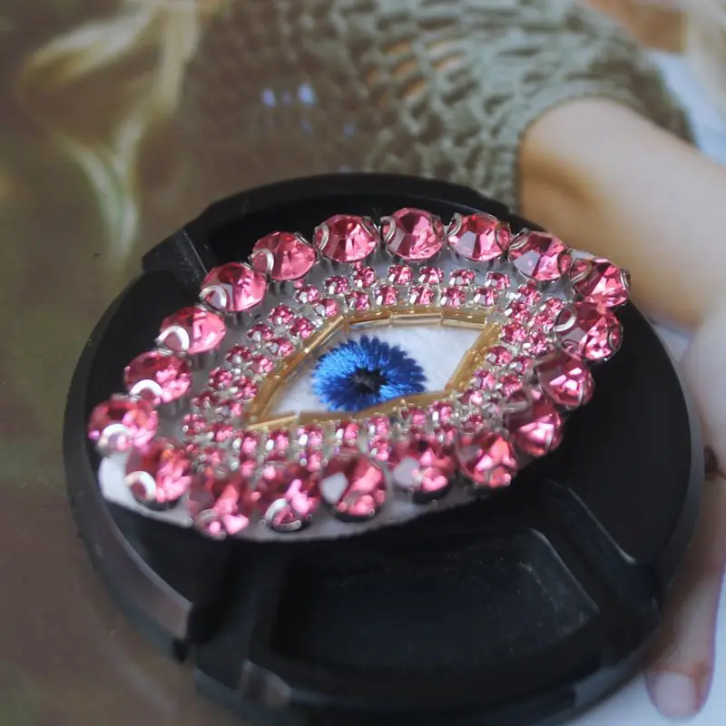 DIY hand-made beaded eye embroidery hand-sewn claw drill pipe bead cloth paste socks shoes hat decoration drill paste clothes de