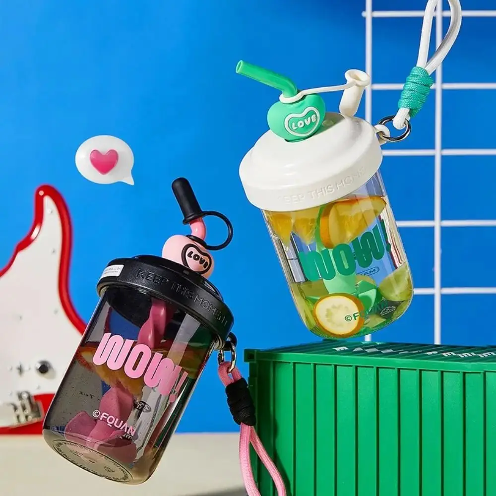 

High Beauty Summer Mixing Cup Anti Drop Leak-Proof Plastic Water Bottle Clear Scale Straw Dust-proof Cap Fitness Shake Bottle