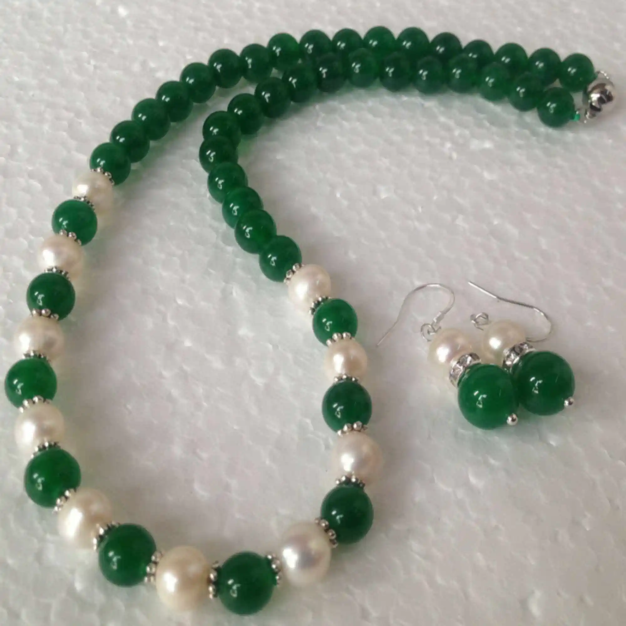 

Fashion green Jadeite White Pearl beads Earrings necklace Heart Reiki Chain Tibetan Charm Silver Wedding Necklace Wholesale Gift