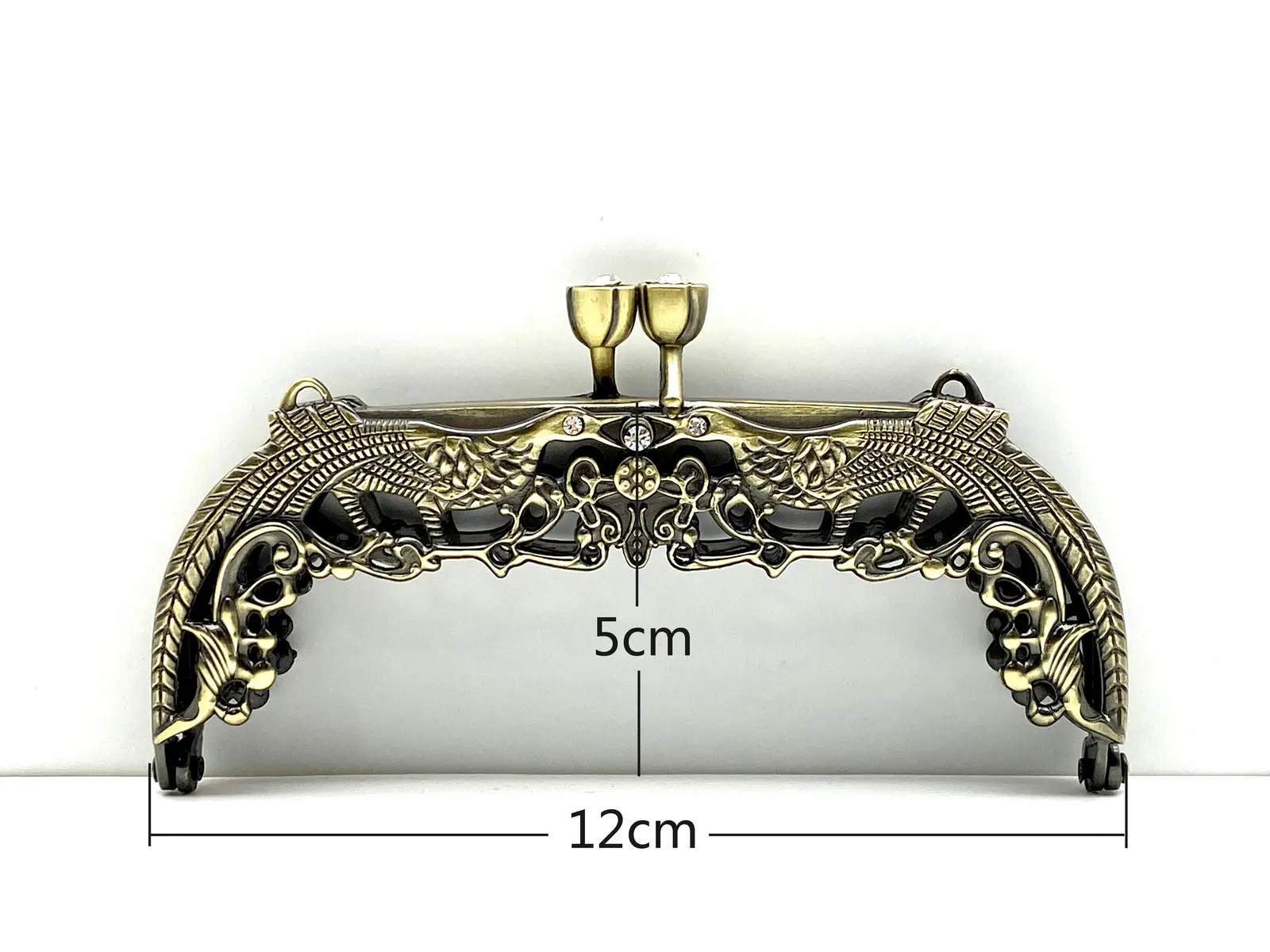 1 Pieces Wholesale Size 4 3/4 Inch 12 Cm Vintage Fancy Zinc Alloy Emboss Sew On Coin Bag Purse Pouch Frame Hardware Anti Bronze