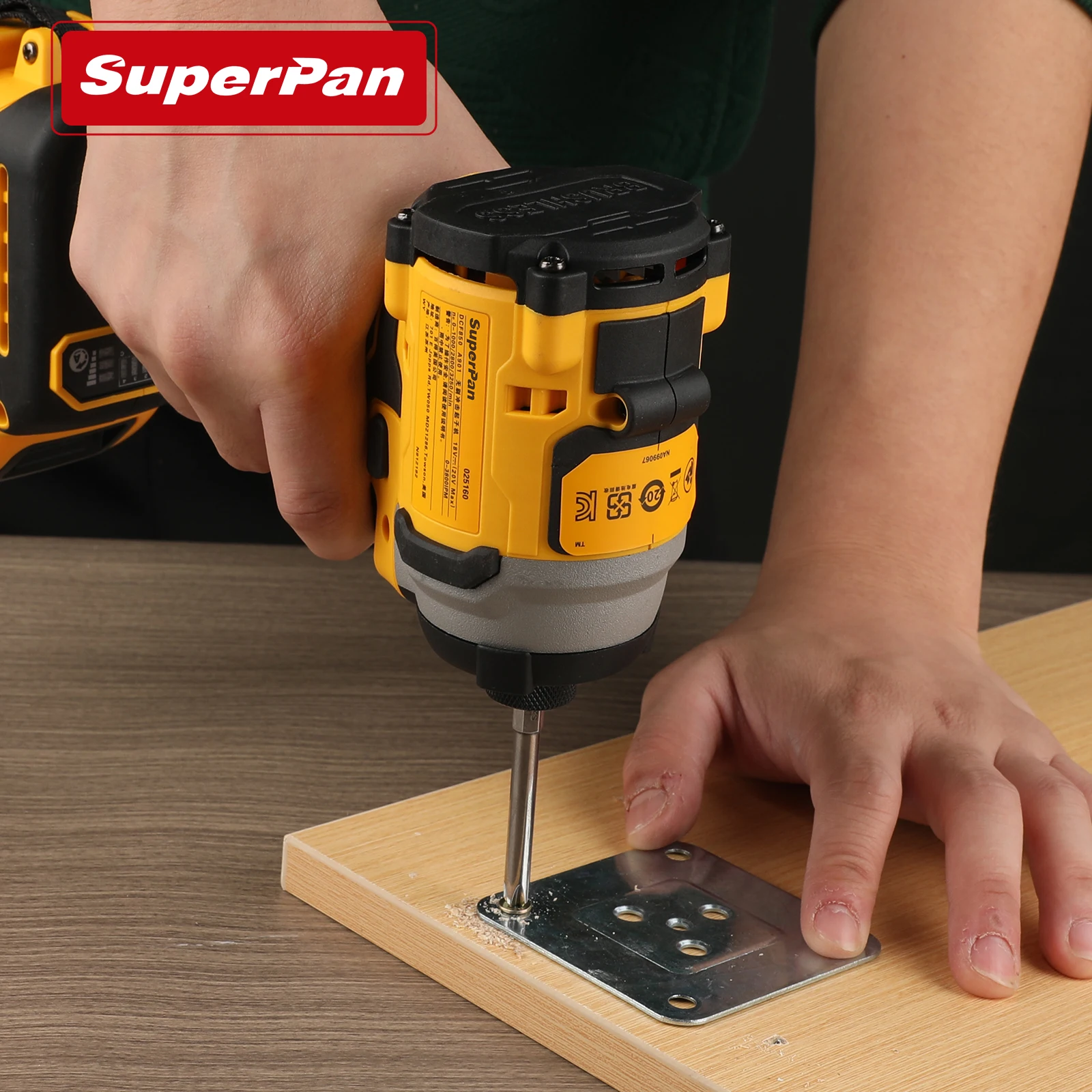 

Бесщеточная аккумуляторная ударная дрель SuperPan DCF850 с быстрой ротацией 3250 об/мин, высоким крутящим моментом 205 Н·м, для аккумуляторов DeWalt 20В.