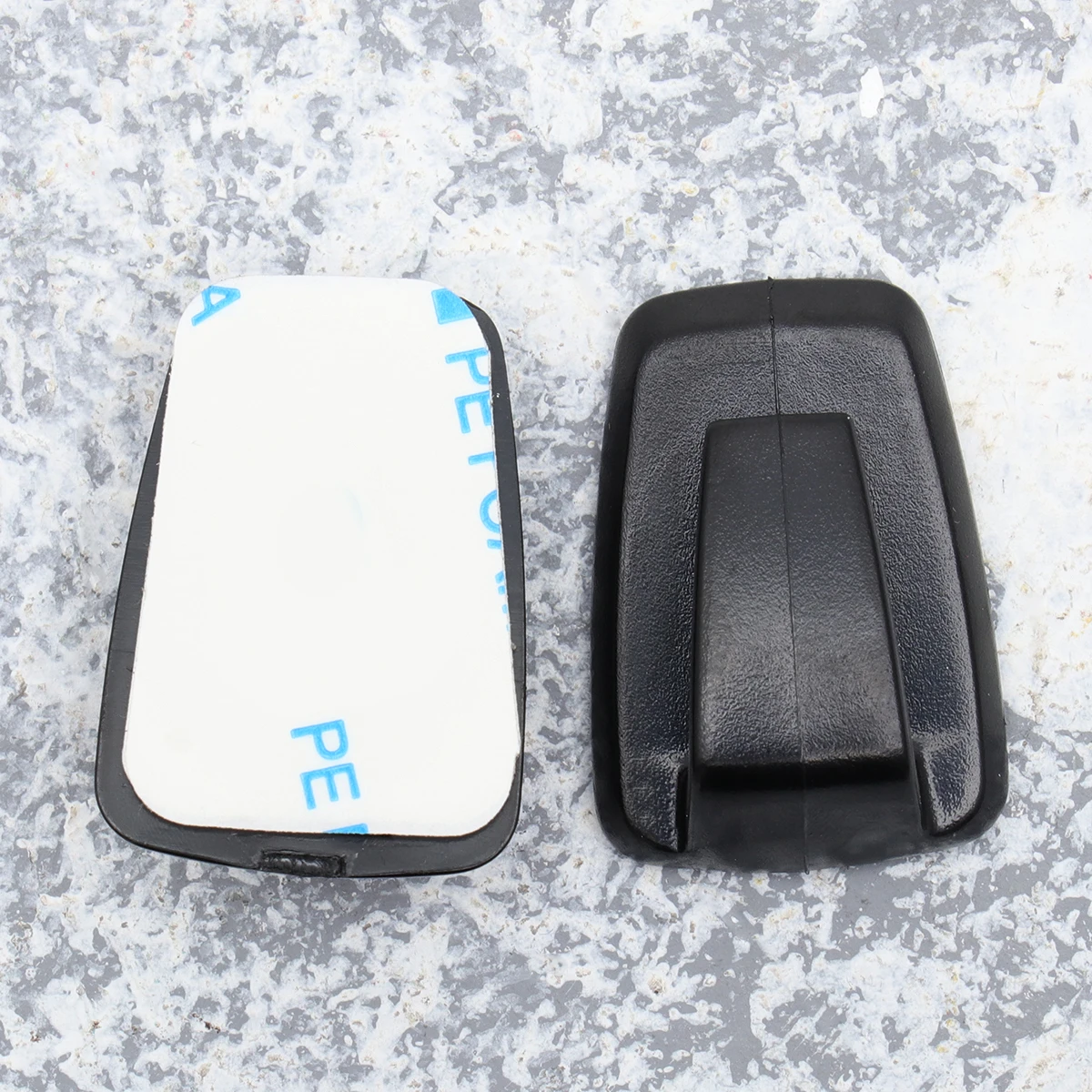 

3pcs Car Mounting Hooks Durable Multi-functional Adhesive Storage Organizer Back Seat Floor Leg Room Glasses Trash Bags Tissue
