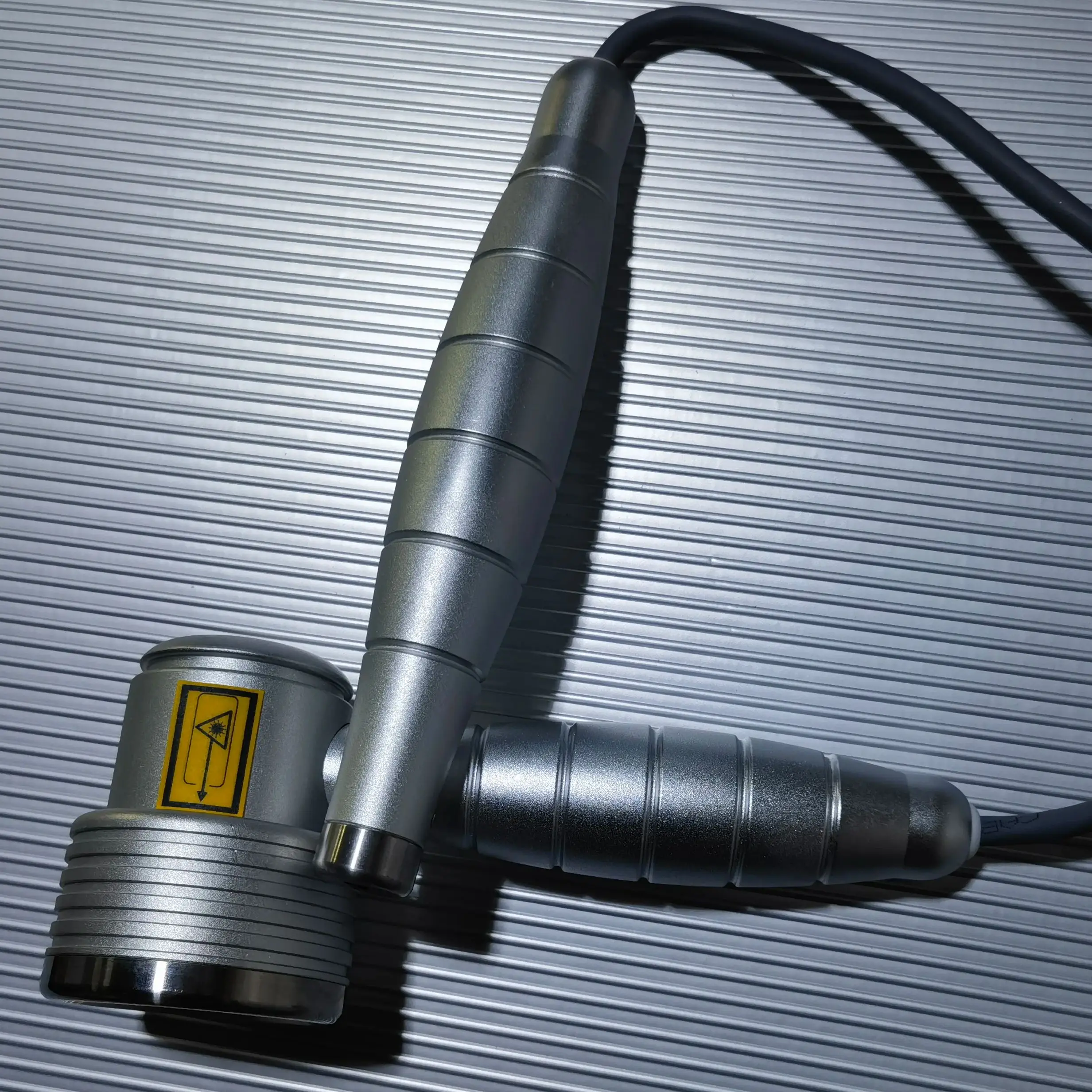 

Устройство для холодной лазерной терапии для людей и домашних животных, 5x808 нм 11x650 нм LLLT для облегчения боли при артрите, с четким светодиодным дисплеем