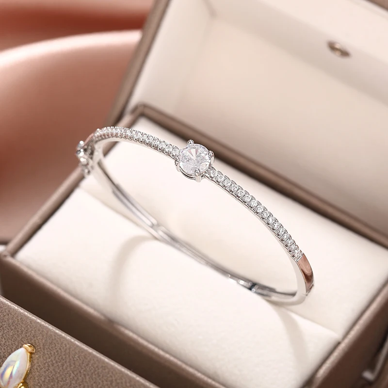 Huitan Fashionale Women's Cubic Zirconia Bangle Silver Color/Gold Color Modern Statement Female Hand Accessories Trendy Jewelry