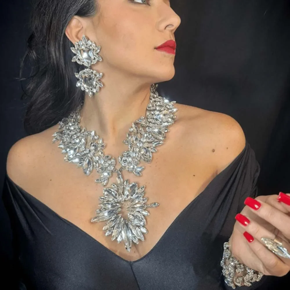 

Модный комплект из 2 шт./компл. свадебный комплект ювелирных изделий с кристаллами большего преувеличения, новый эффектный комплект ожерелья и сережек для подружки невесты, женская геометрия