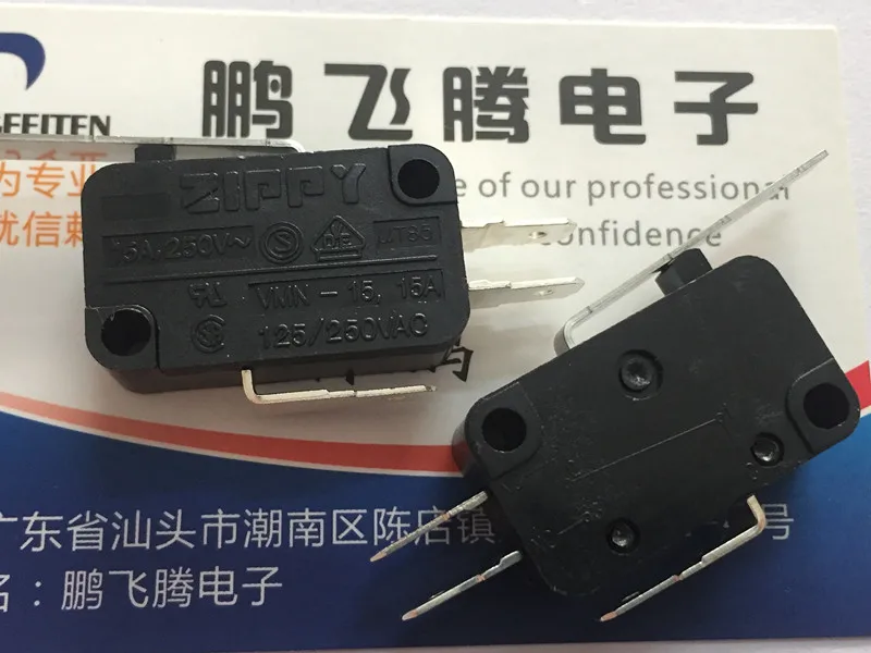 

1PCS Taiwan ZIPPY VMN-15 with handle swing rod micro switch 3 feet small stroke limit press reset 15A