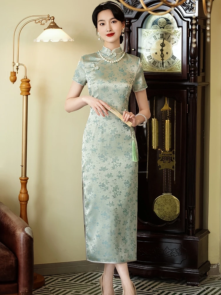 

Элегантное длинное платье в молодежном стиле династии Цин, новое китайское ретро-платье из шанхайского шелка для повседневной носки, с низким разрезом, короткое.