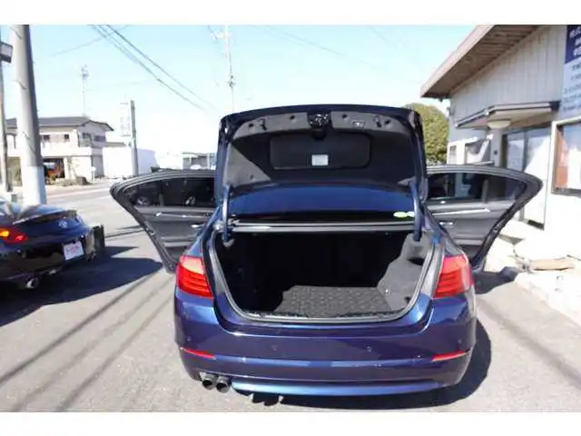 

Back Door Trunk Spring Support Rod For BMW 5 Series F10 Sedan 2009 2010 11-2016 Rear Auto Tailgate Boot Gas Struts Lift Supports
