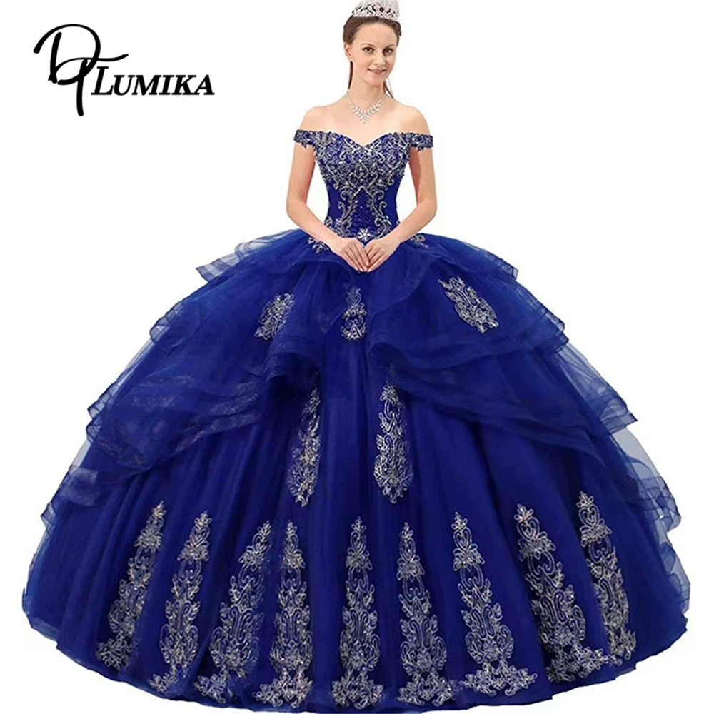 DTLumika robe de Quinceanera royale classique avec Appliques en dentelle dorée, robe douce 15 pour femmes à manches cape, robe de fête d'anniversaire