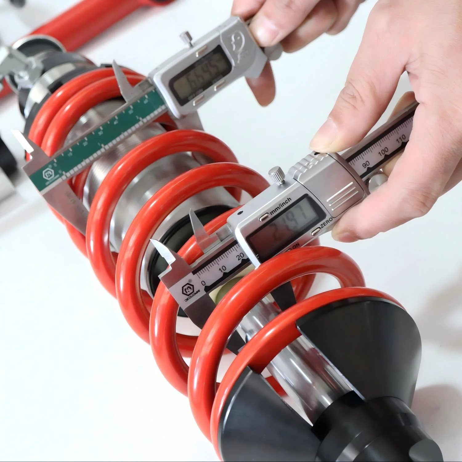 Rebound and Compression Adjustable Lift Suspension Kit Coilover Part 4x4 Shock Absorber for TOYOTA LX470 Land Cruiser 100