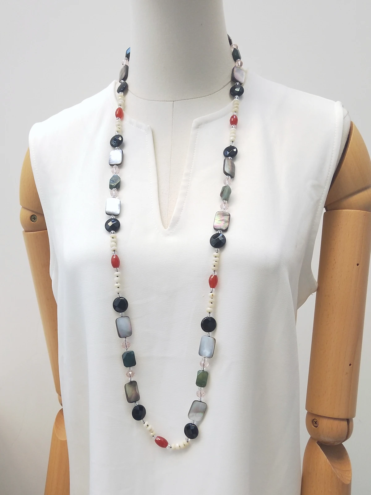 Lii Ji Real Stone Brown Gray White Color Long Necklace 100cm India Agate Onyx White Coral Crystal Women Jewelry Gift