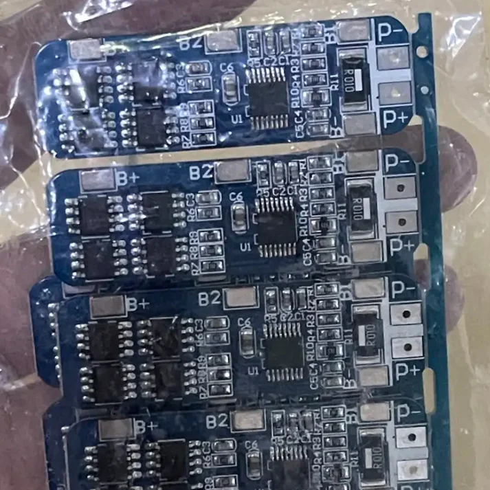 Clearance sale 3 strings 12V18650 lithium battery protection board 11.1V 12.6V anti-overcharge over-discharge peak 10A overcurre