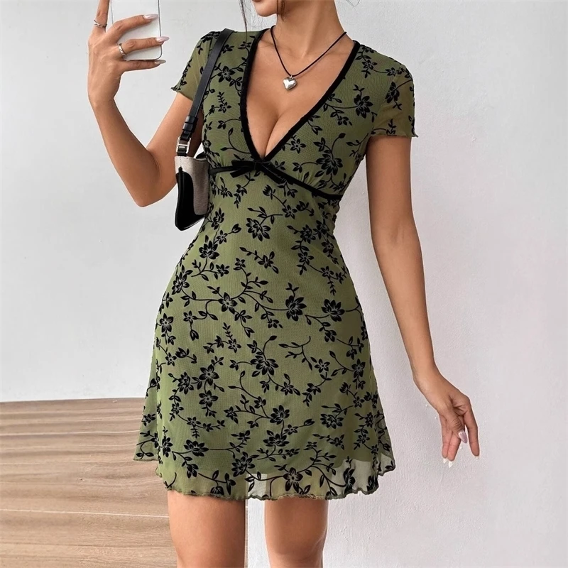 

Women Green Floral Print Mini Dress Deep V Neck Short Sleeve Bow Decor Bodycon Ruffle Hem Party Dress