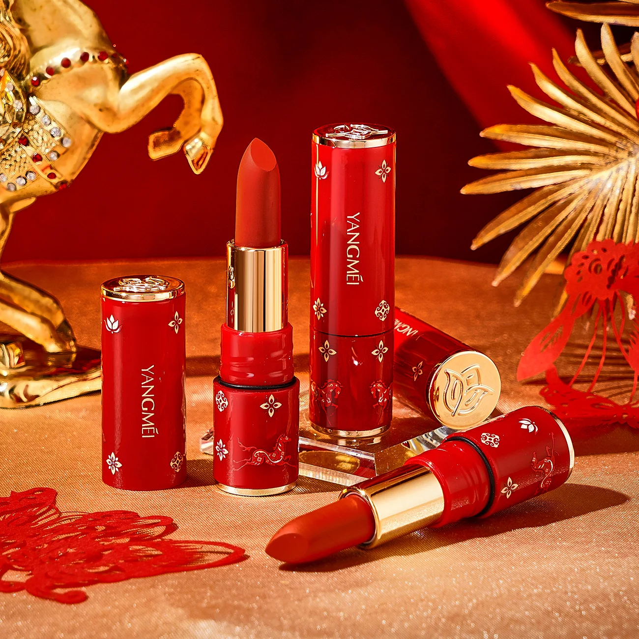Mist & Dusk Lipstick – Transfer-Resistant, Hydrating & Non-Drying, One-Stroke Color Payoff, Fade-Resistant Wear with Soft Matte view 5