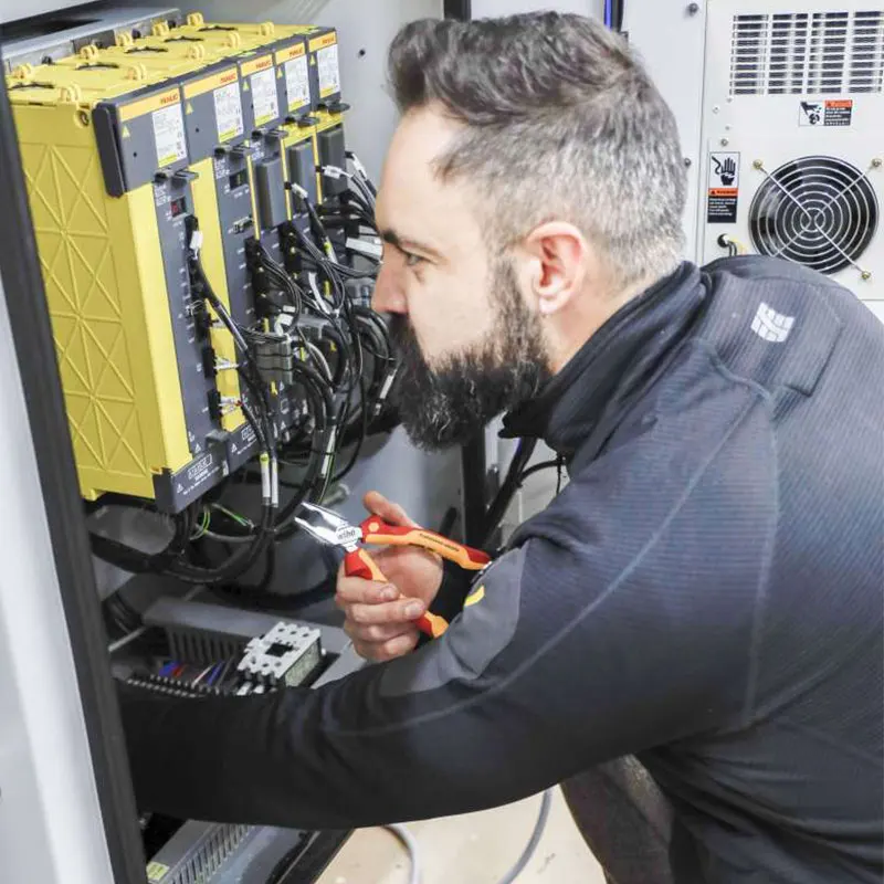 Imagem -06 - Alicadores Eletricistas Isolados com Borda de Corte Extra Longa Ferramentas com Dynamicjoint e Optigrip Isolados 1000v 180 mm Wiha26708