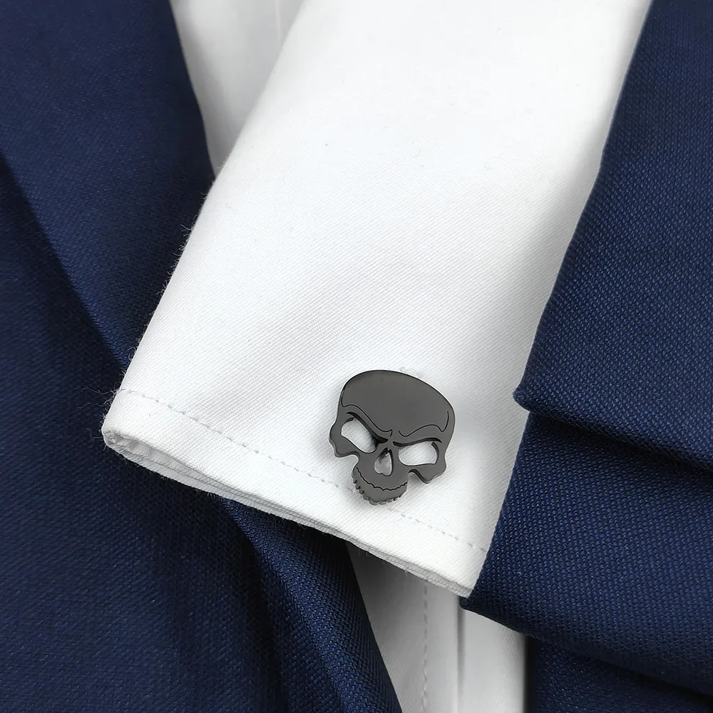 Exquisite Halloween Gift with Thrilling Skull Design Cufflinks Fashionable and Fun Men's Shirts Tailcoat Jewelry Gifts