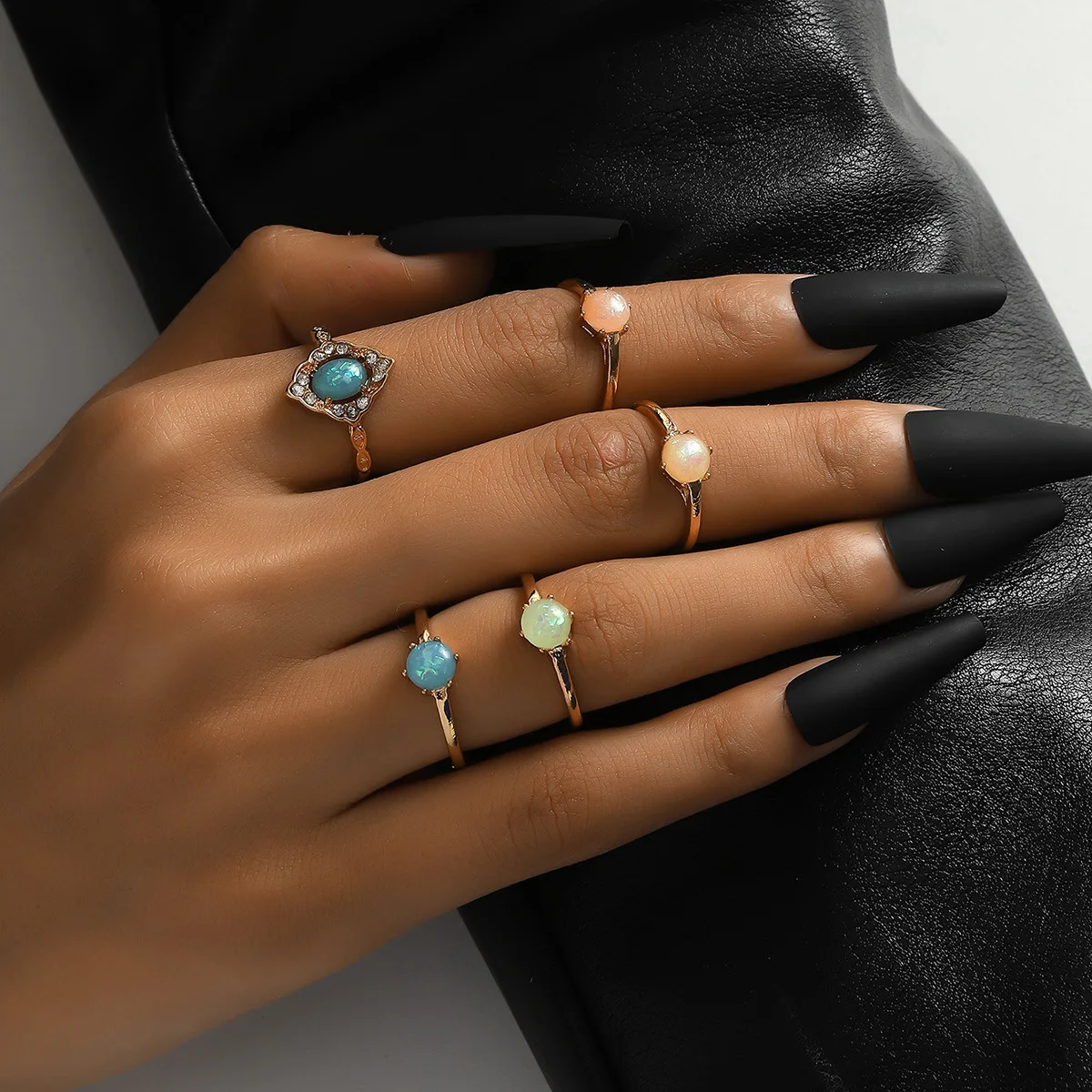 New European and American cross-border 5-piece set, retro court style inlaid with sapphire fashion light luxury women's set ring