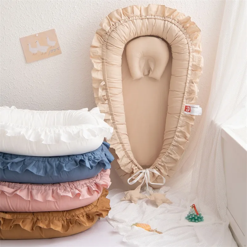 

Portable Baby Crib with Foldable Bed for Newborns Suitable for Co Sleeping Traveling and Bedside Biomimetic Bed Reclining